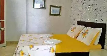 Отель Deniz 4*