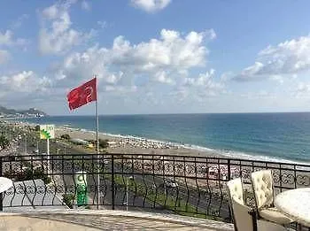 Отель Deniz 4*