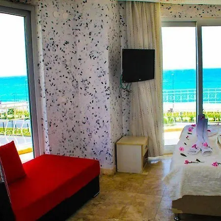 Deniz Отель 4*